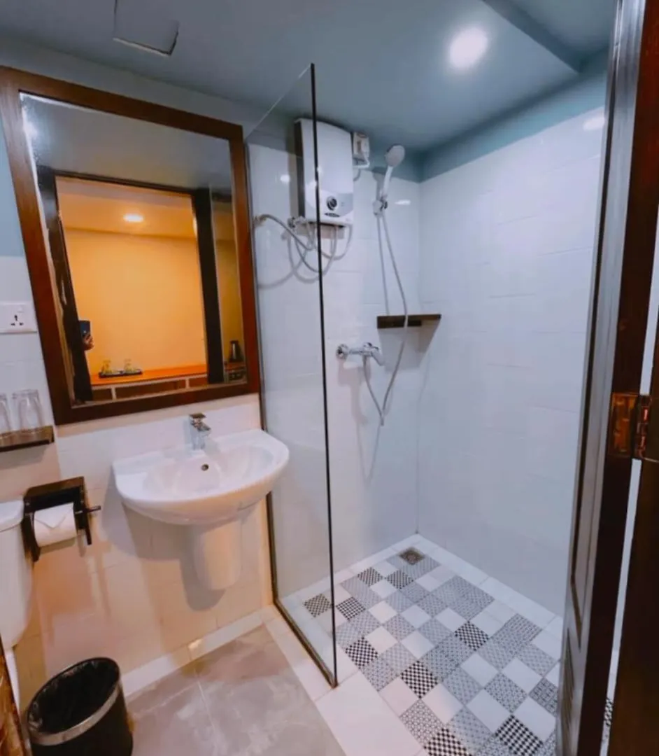 *** Otel Baobabed Lodge, Yangon Myanmar